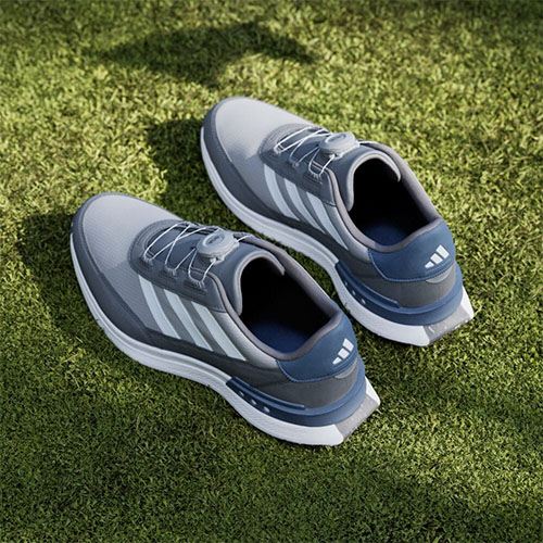 アディダス　ゴルフシューズ